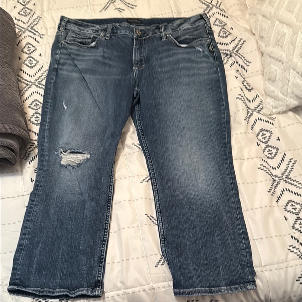 Women's Blue Distressed Capri Jeans silver Elyse Capri